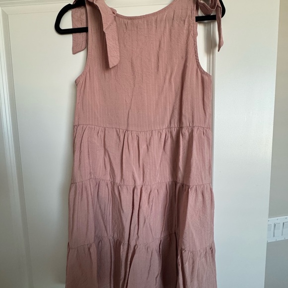 Pink Sleeveless Tiered Dress - Picture 3 of 4
